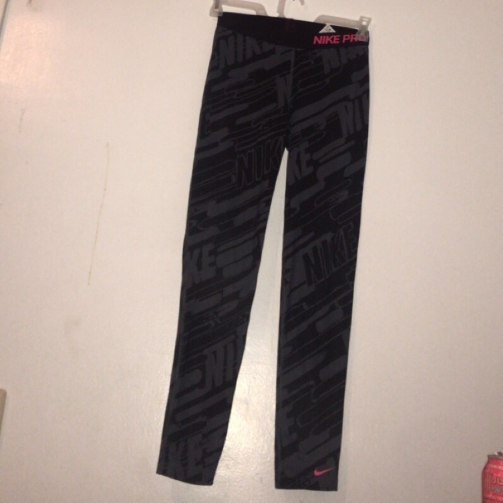 NIKE leggings